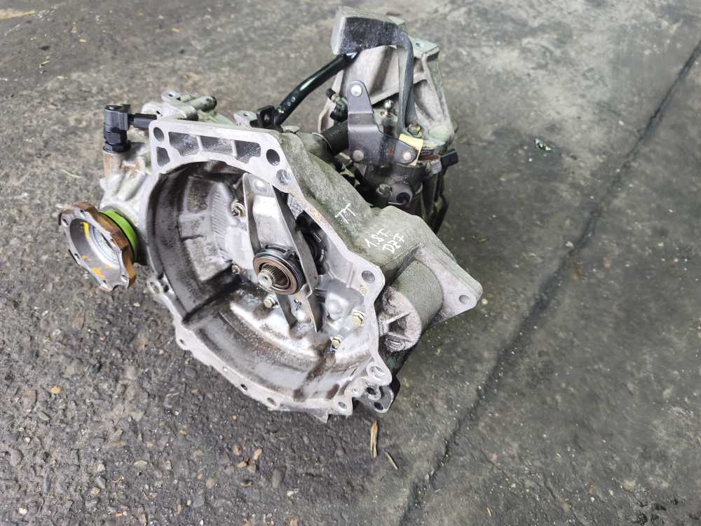 BOITE DE VITESSE MANUEL VW / AUDI / SEAT / SKODA 1.8T  - Vue 1